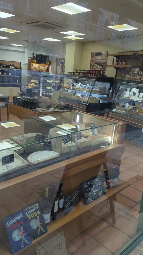 vitrine chez pierro